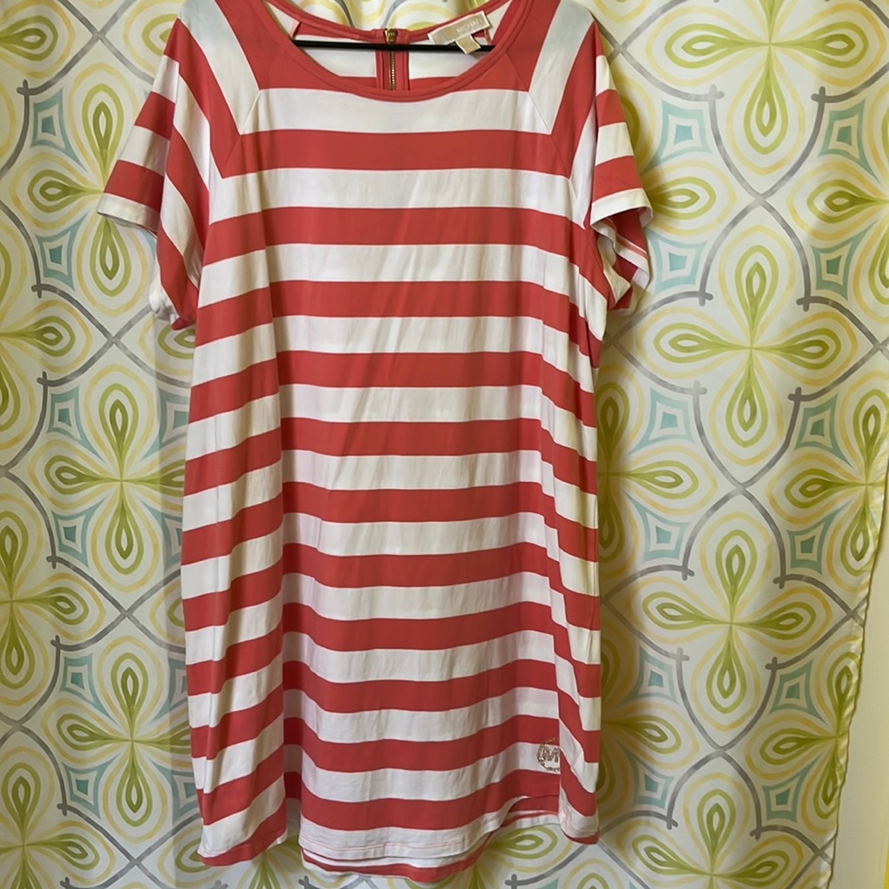 2x Michael Kors Coral and whit stopped dress